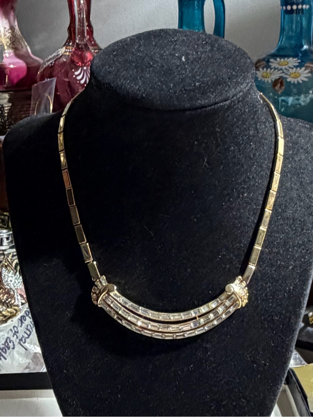 Vintage Corocraft gold Tone Centered baguette crystals choker necklace